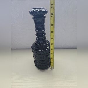 Black Decorative Glass Bottle Decanter